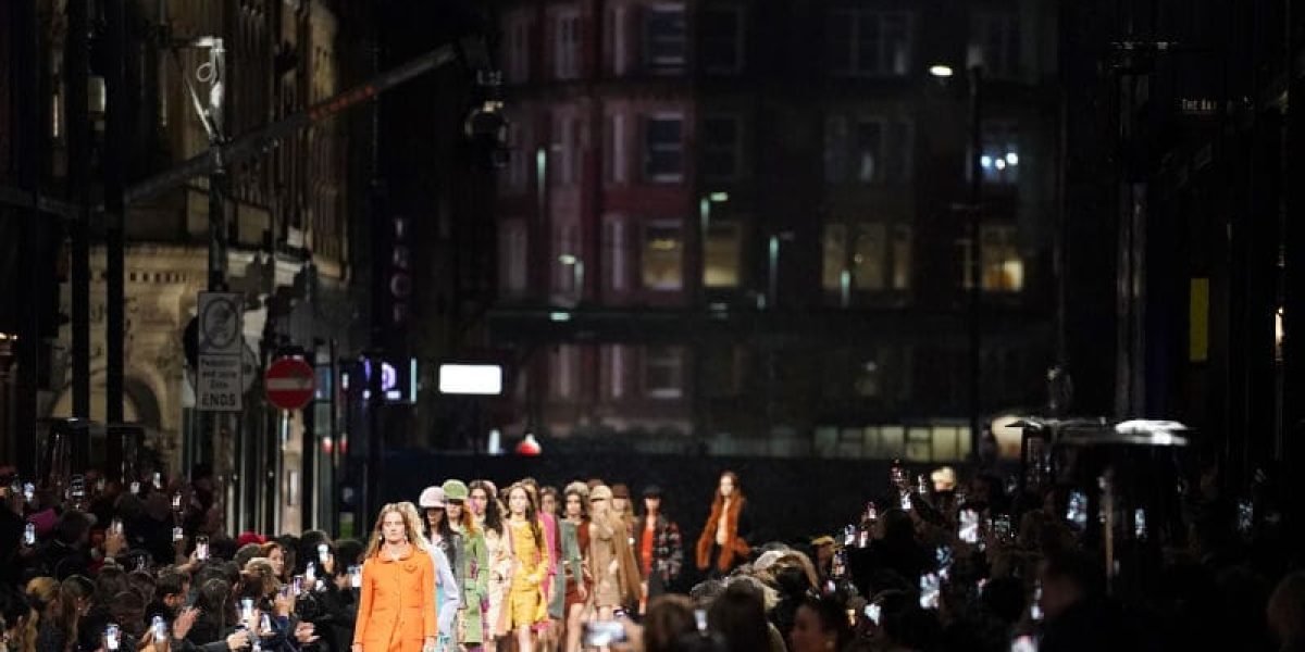 MANCHESTER, ENGLAND - DECEMBER 07: Models walk the runway during the CHANEL Metiers D'Art Fashion Show on December 07, 2023 in Manchester, England. (Photo by Dominic Lipinski/Getty Images)